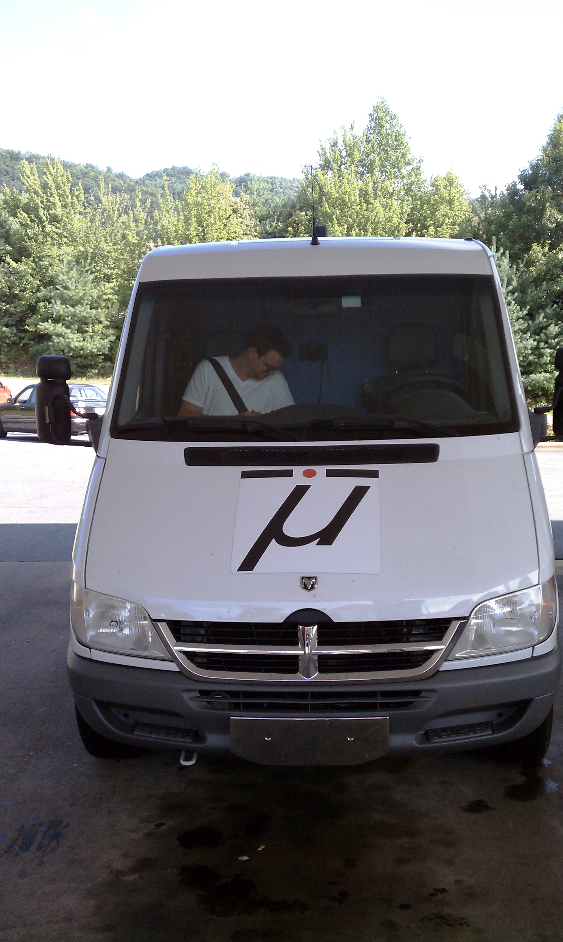 V-Map team's mobile office