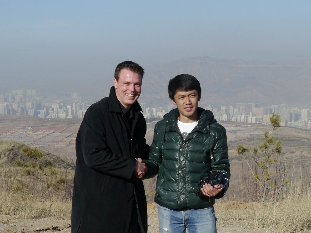 Oliver in China consulting